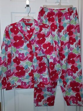JOE BOXER FLANNEL FLORAL PAJAMAS 2 piece pc Jammies Ladies M/L